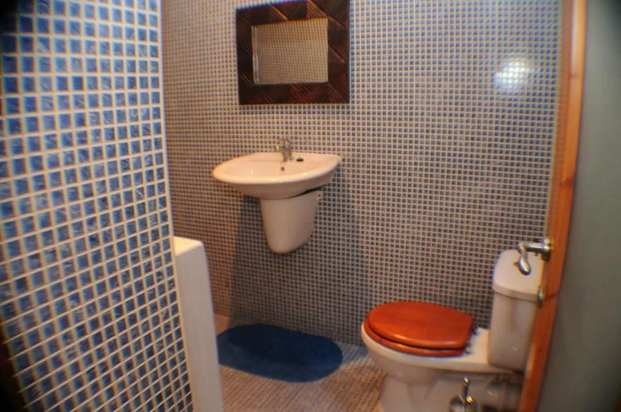 Paceville Saint Julian'S Apt 0*,